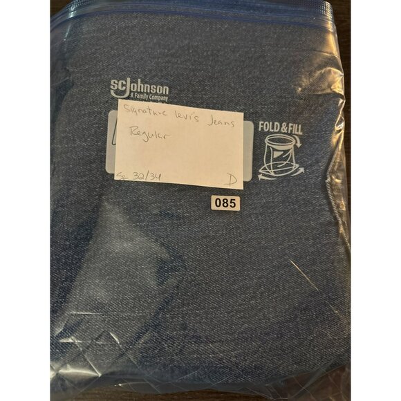 Signature Levi Strauss & Co Men's Regular Fit Jeans  Size 32/34 - Picture 8 of 8